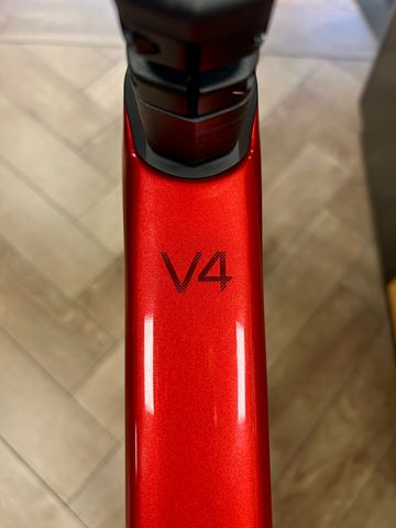 Used COLNAGO V4 2025 Frameset 2025 Road & Gravel, Red — image 7 of 8
