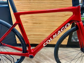 COLNAGO V4 2025 Frameset 2025 Road & Gravel d'occasion — image 3 sur 8