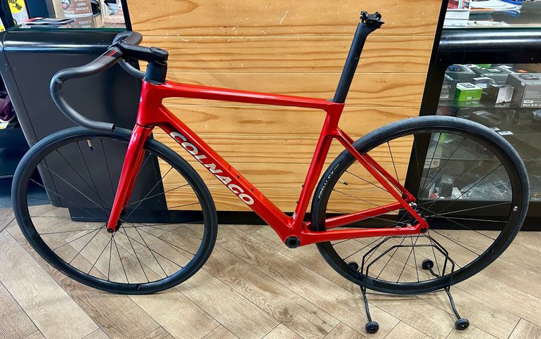COLNAGO V4 2025 Frameset 2025 Road & Gravel d'occasion — image 2 sur 8