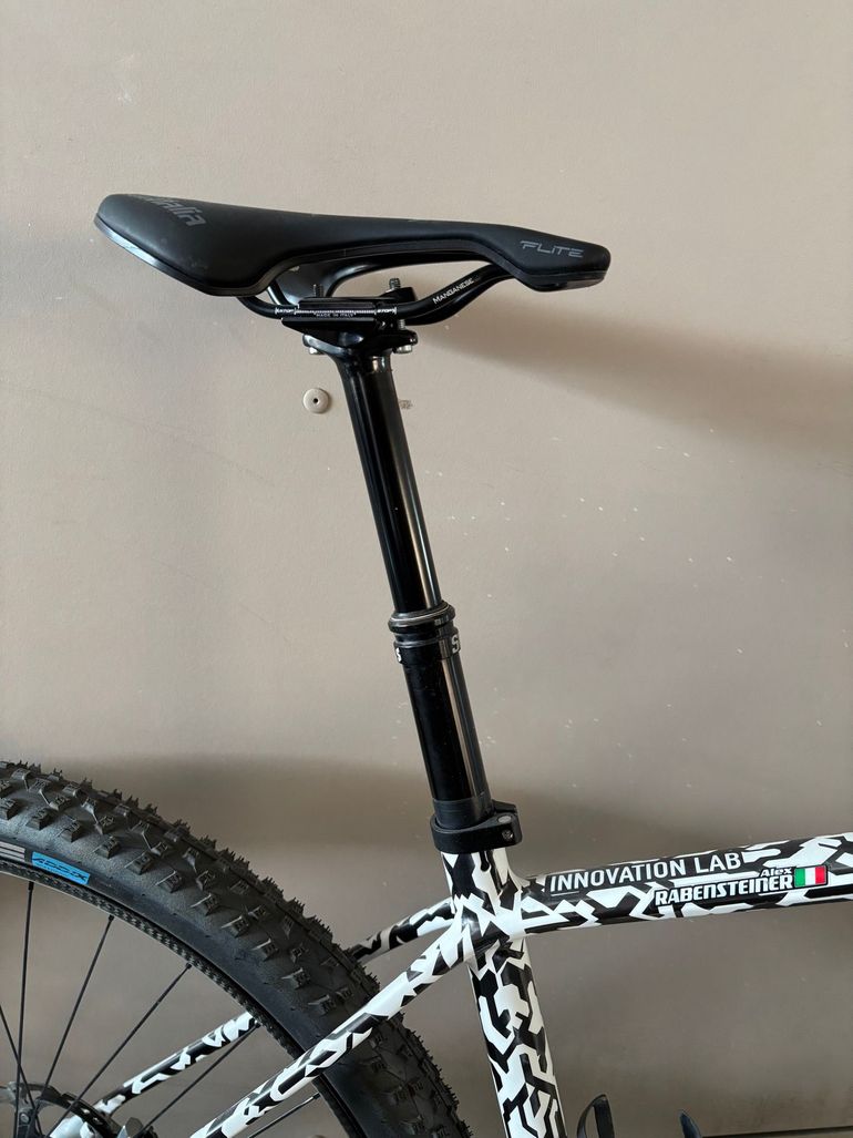 Used Wilier USMA Shimano XTR 2024 Mountainbike, White — image 2 of 7