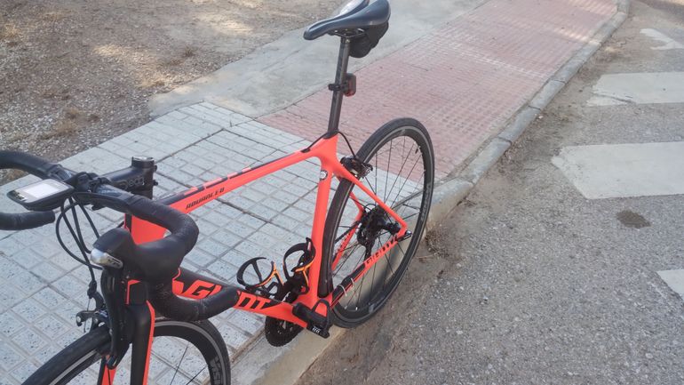 Used Giant Tcr Shimano 105 2018 Road & Gravel, Red — image 7 of 13