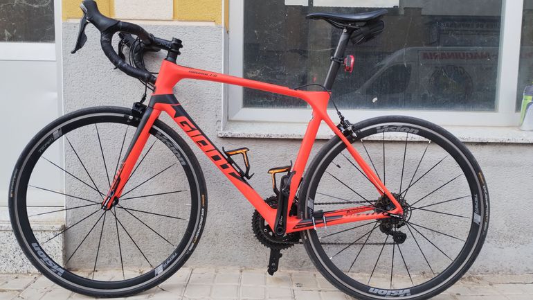 Used Giant Tcr Shimano 105 2018 Road & Gravel, Red — image 10 of 13