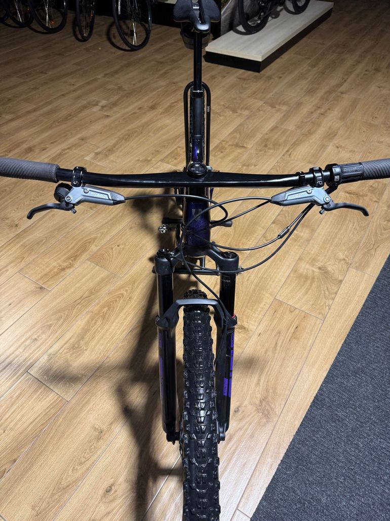 Used Trek Supercaliber SRAM GX Eagle AXS (T-Type) 2025 Mountainbike, Black, 29 — image 24 of 24