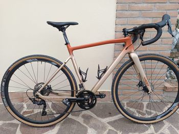 Used Megamo West Shimano 600 2022 Road & Gravel, Orange — image 3 of 3