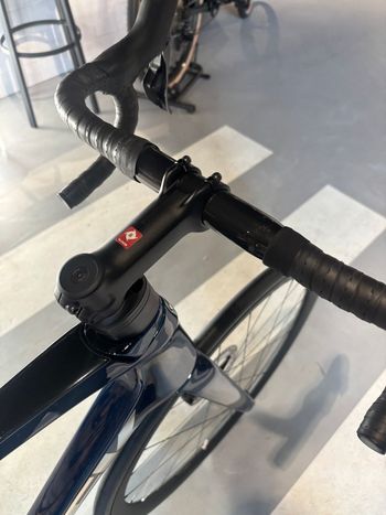 Used Trek Émonda SL 7 2023 2023 Road & Gravel — image 4 of 6