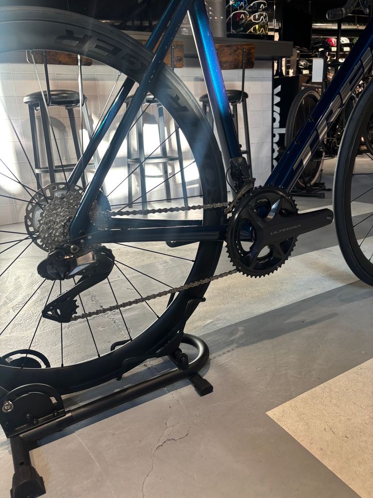 Used Trek Émonda SL 7 2023 2023 Road & Gravel — image 2 of 6