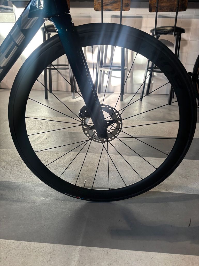 Used Trek Émonda SL 7 2023 2023 Road & Gravel — image 5 of 6