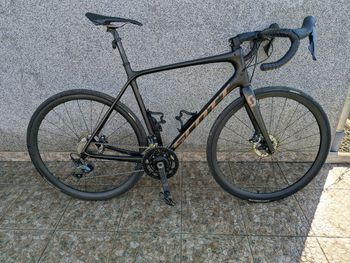 Scott, 10 Carbon Custom Build With Carbon Wheelset And Powermeter