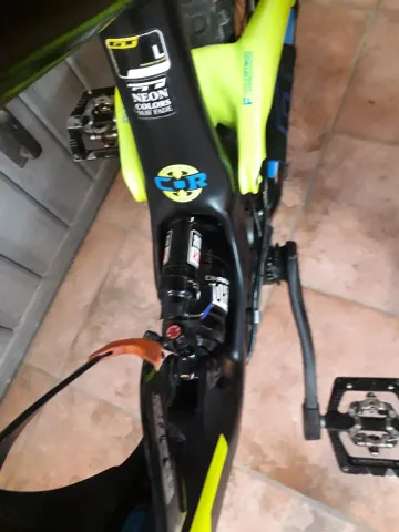 Used GT Force Expert 2017 Mountainbike, Black — image 5 of 6