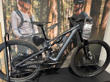 Used Specialized Turbo Levo SL Comp Alloy 2025 2025 Mountainbike, Blue, 29, 27.5 — image 1 of 3