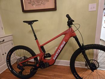 Used Santa Cruz Heckler Other 2024 Mountainbike, Red — image 2 of 7