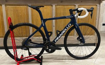 ニツクシュナイダー PINARELLO PARIS PINARELLO PARIS DISC 105 GREY 515 (2022) | BICYCLE PRO SHOP