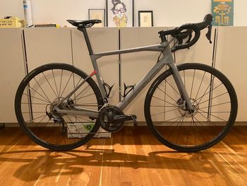Used BMC Roadmachine Shimano Ultegra 2020 Road & Gravel, Light Gray — image 1 of 4