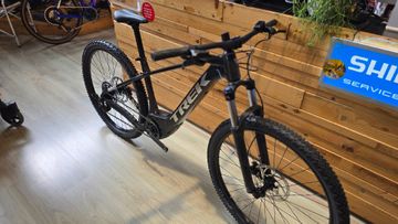Used Trek Marlin+ 6 2025 2025 Mountainbike, Light Gray, 27.5, 29 — image 3 of 3