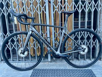 Used Specialized Roubaix Comp 2021 2021 Road & Gravel, Light Gray — image 1 of 4