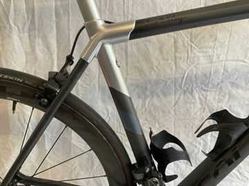 Używany Colnago C64 Carbon 2021 Road & Gravel — zdjęcie 13 z 17
