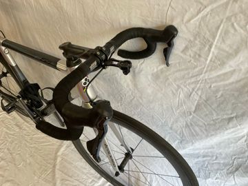 Używany Colnago C64 Carbon 2021 Road & Gravel — zdjęcie 10 z 17