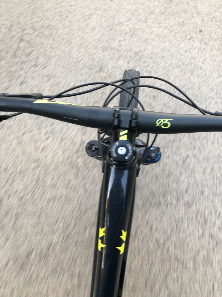 Used Rocky Mountain Altitude SRAM EX1 2019 Mountainbike, Black — image 4 of 6