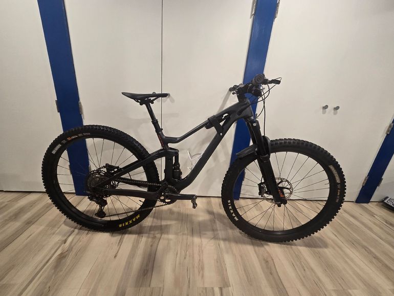 Used Scott Genius 910 2022 2022 Mountainbike, Black, 29 — image 1 of 6