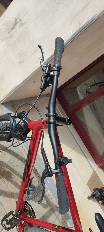 Tweedehands KTM X-Life 2022 Road & Gravel — afbeelding 6 van 10