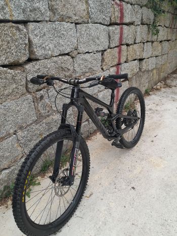 Canyon Torque 29 CF 7 2023 2023 MTB usato