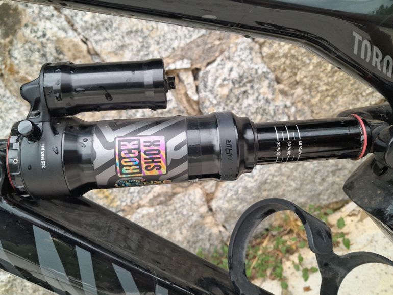 Canyon Torque 29 CF 7 2023 2023 Mountainbike usato, Nero — immagine 16 di 16