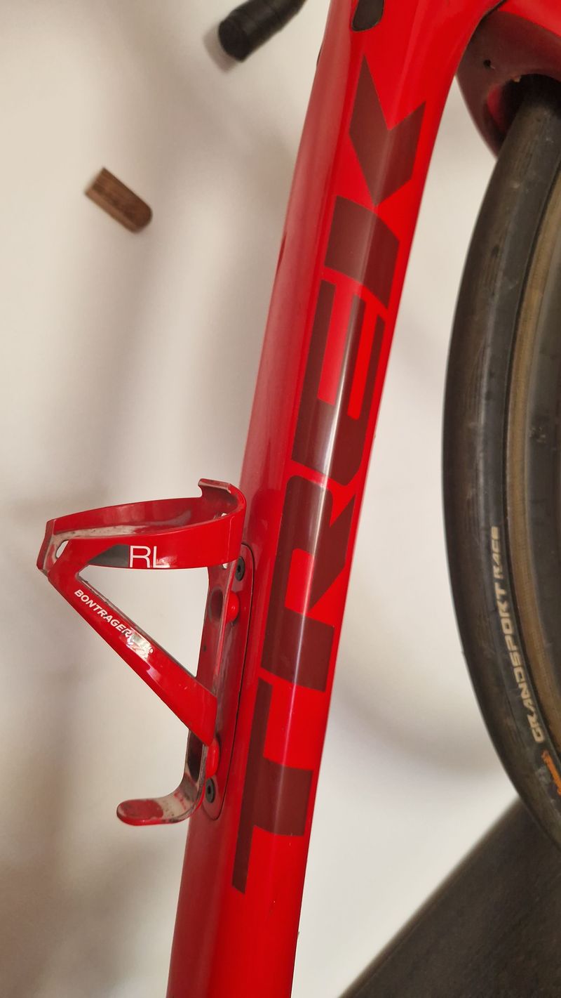 Used Trek SLR 2019 Road & Gravel, Red — image 9 of 10