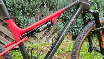 Gebrauchtes ARC8 Evolve FS XX1 2022 2022 Mountainbike, Rot, 29 — Bild 12 von 17