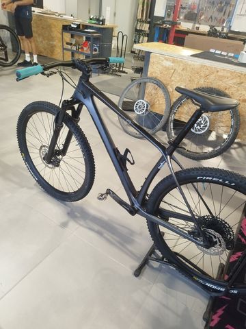 Used Scott Scale 940 2022 2022 Mountainbike, Black, 29 — image 2 of 9