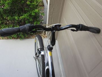 Used Giant Sedona 2014 Mountainbike, Light Gray — image 15 of 19