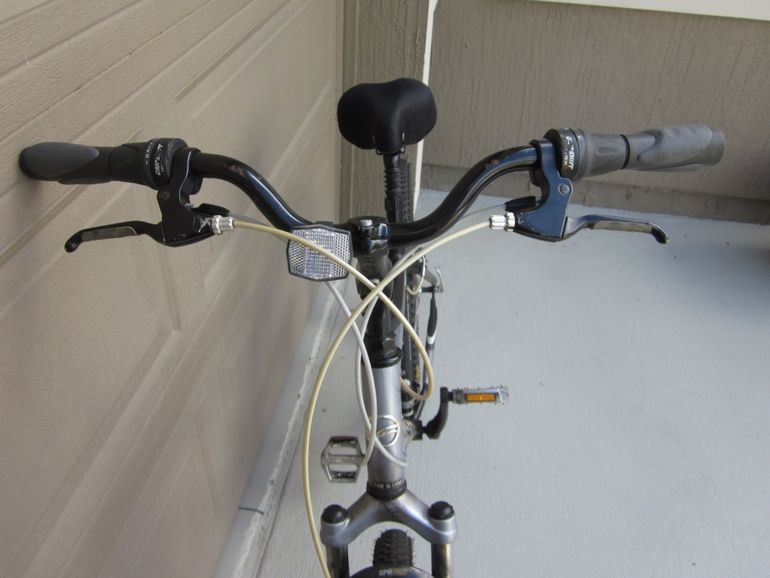 Used Giant Sedona 2014 Mountainbike, Light Gray — image 14 of 19