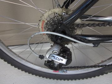 Used Giant Sedona 2014 Mountainbike, Light Gray — image 8 of 19