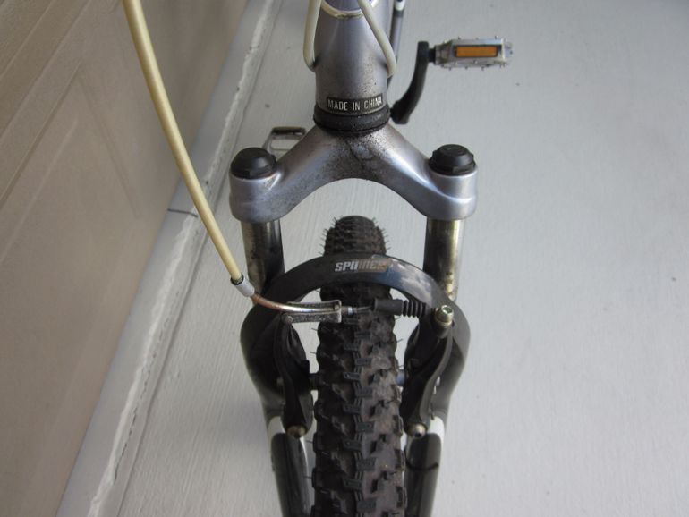 Used Giant Sedona 2014 Mountainbike, Light Gray — image 13 of 19