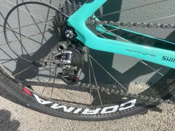 Brugt Bianchi Oltre Xr 4 Sram Red 2019 Road & Gravel — billede 4 af 9