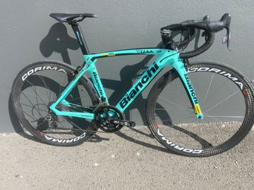 Brugt Bianchi Oltre Xr 4 Sram Red 2019 Road & Gravel — billede 1 af 9