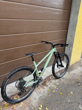 Used Canyon Stoic 4 2023 2023 Mountainbike, Verde — image 3 of 6