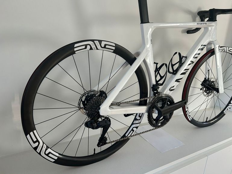 Canyon Aeroad CF SLX Di2 Speed 2025 2025