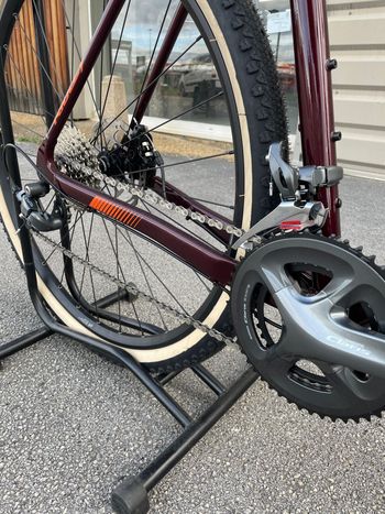 Used Ridley Kalazy - Shimano Claris 2x8 Mecanical Disc brake 2024 2024 Road & Gravel — image 3 of 3