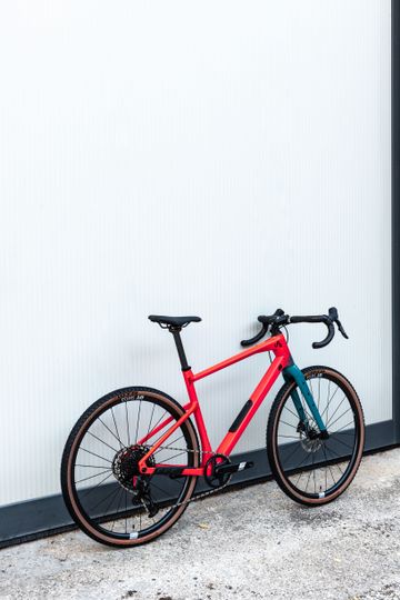Used BMC URS TWO 2024 2024 Road & Gravel, Black — image 3 of 6