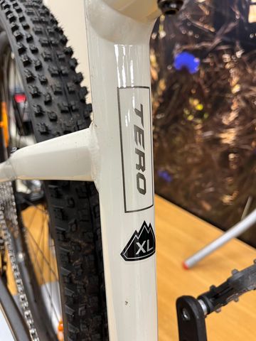 Brugt Specialized Turbo Tero 3.0 2023 2023 Mountainbike — billede 6 af 7