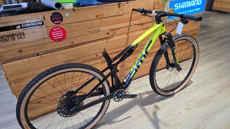 Used BMC Fourstroke 01 TWO 2023 2023 Mountainbike, Black, 29 — image 2 of 3