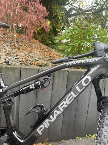 Used Pinarello XC 2025 Mountainbike, Black — image 3 of 5