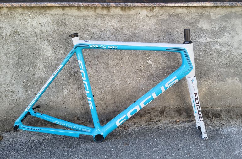 Focus Izalco Max Disc AG2R La Mondiale Frameset 2016