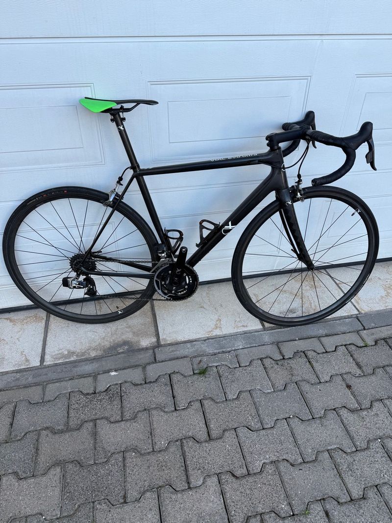 Used Ax-lightness Vial SRAM Red eTap AXS 2018 Road & Gravel, Black — image 1 of 7