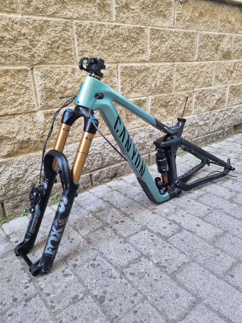 Canyon Strive CFR 2024 Frameset 2024 - Main Image