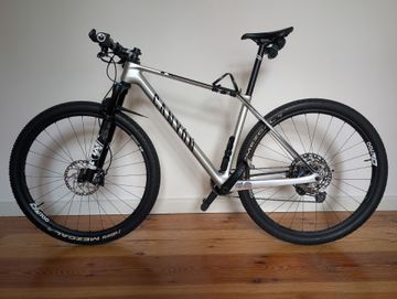 Canyon Exceed CF 6 2024 2024 Mountainbike d'occasion — image 2 sur 9
