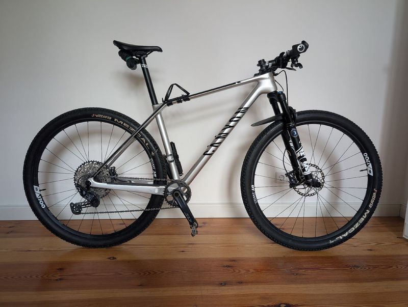 Canyon Exceed CF 6 2024 2024 Mountainbike d'occasion — image 1 sur 9