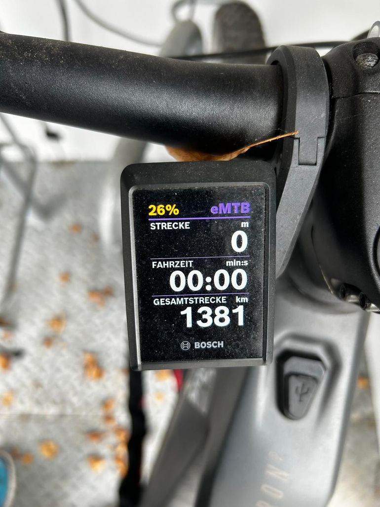 Used Focus Thron Shimano Deore XT 2022 Mountainbike, Hellgrau, 29 — image 2 of 5