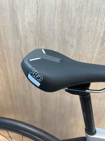 Used Factor O2 Disc 2023 Road & Gravel, Blue — image 6 of 7