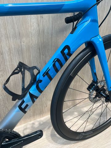 Used Factor O2 Disc 2023 Road & Gravel, Blue — image 3 of 7